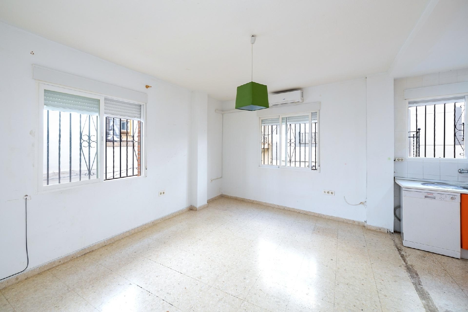  till salu lägenhet Barrio De Granada Alacantí 6