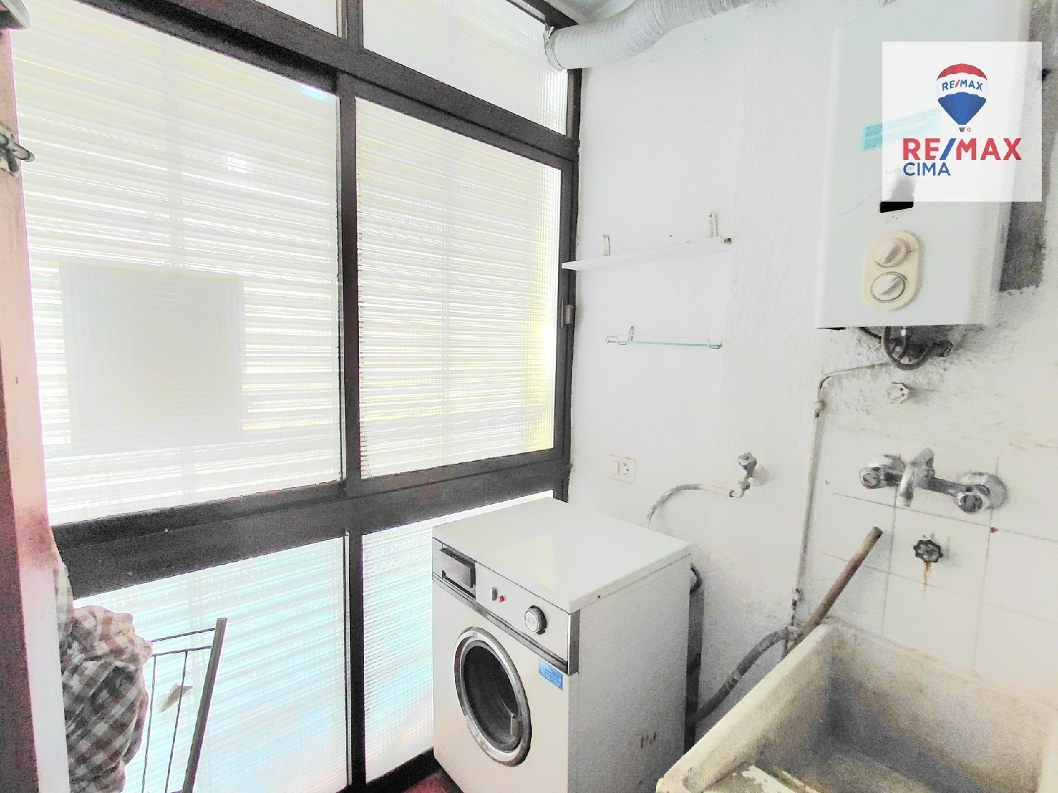  till salu lägenhet Baza Baza 8