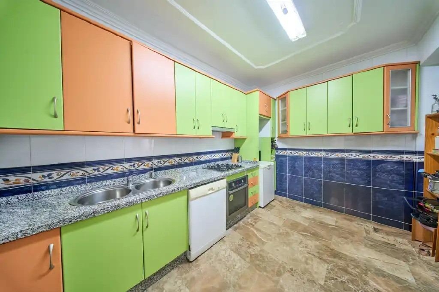  te koop appartement Baza Baza 2