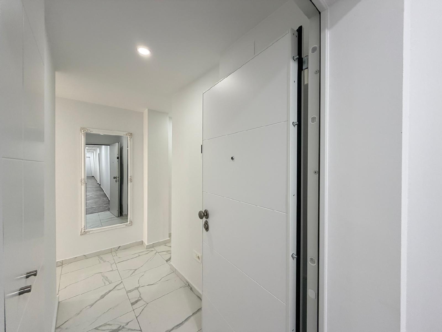  for sale apartment Torrevieja Baix Segura 2