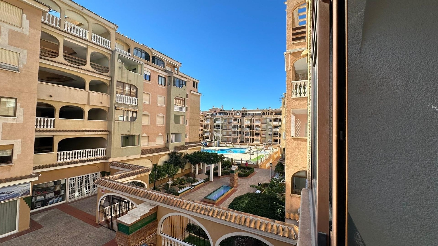 for sale apartment Torrevieja Baix Segura 1