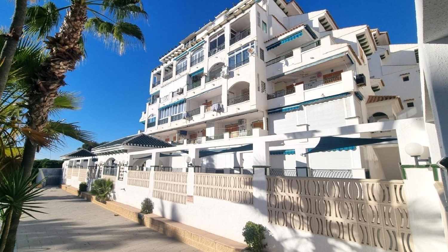  for sale apartment Torrevieja Baix Segura 2