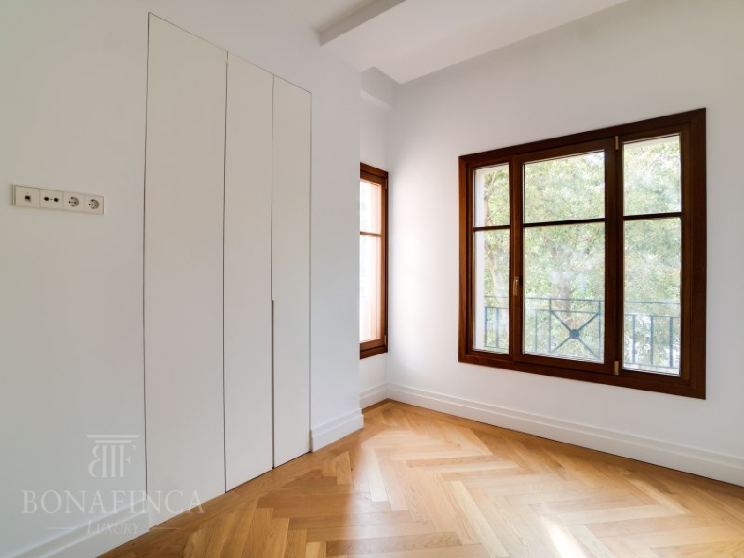 te koop gebouw Estacio Nord Comtat 7