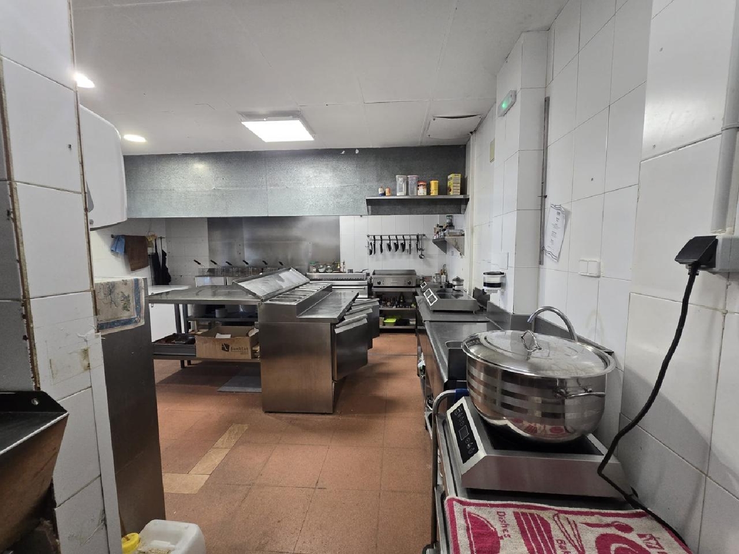  te koop bedrijfsruimte/ kantoor Empuriabrava Alt Empordà 25