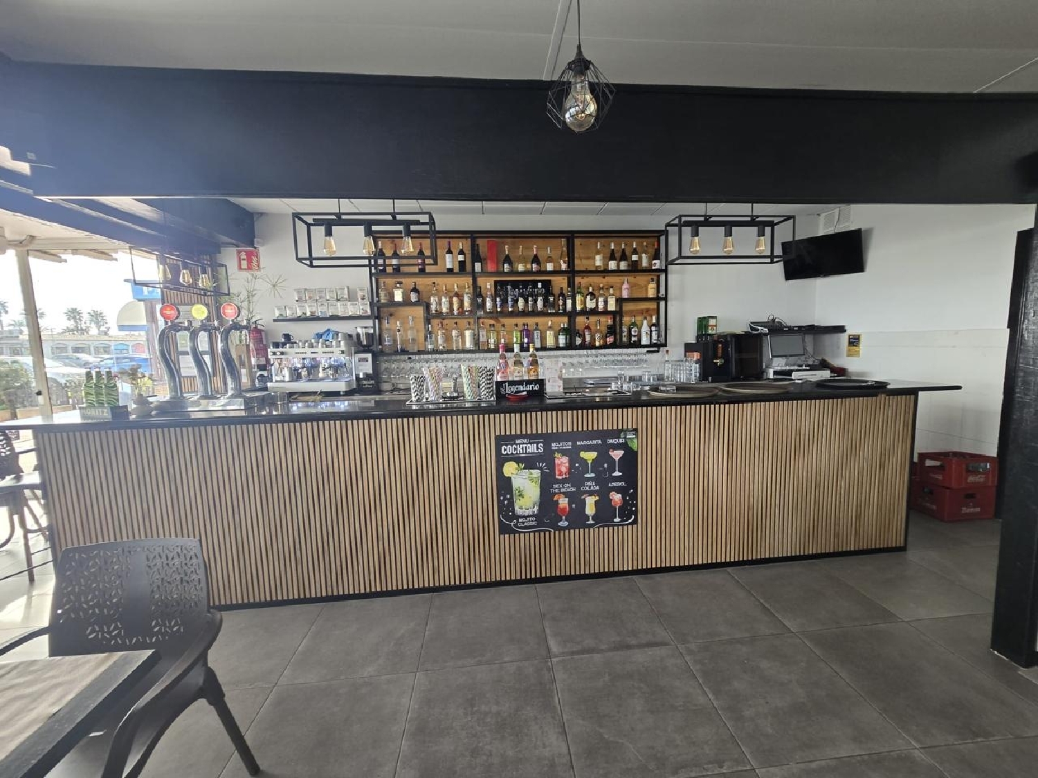  te koop bedrijfsruimte/ kantoor Empuriabrava Alt Empordà 2