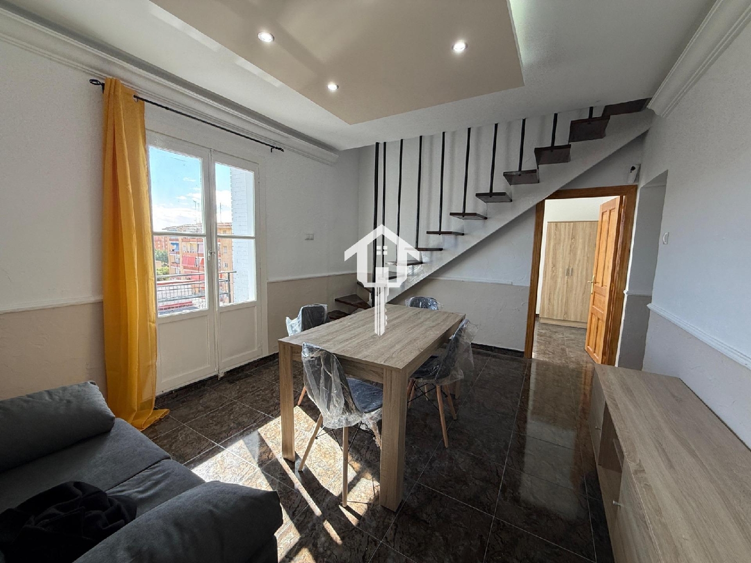  till salu etagevåning Alicante Centro 03001 Alacantí 2