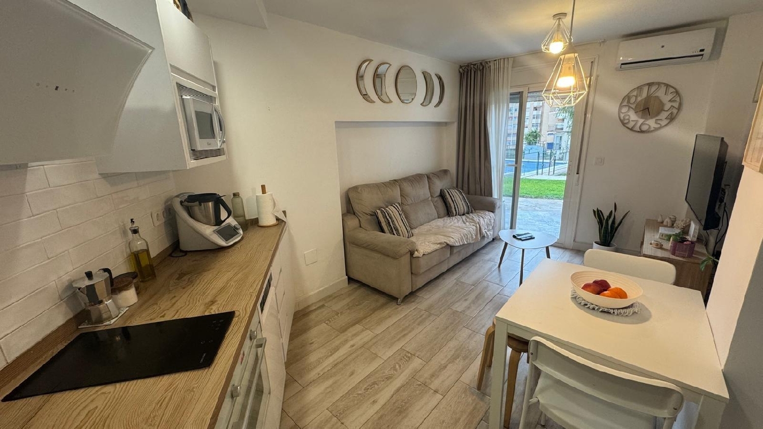  en venta planta baja La Cala Del Moral Axarquía 2