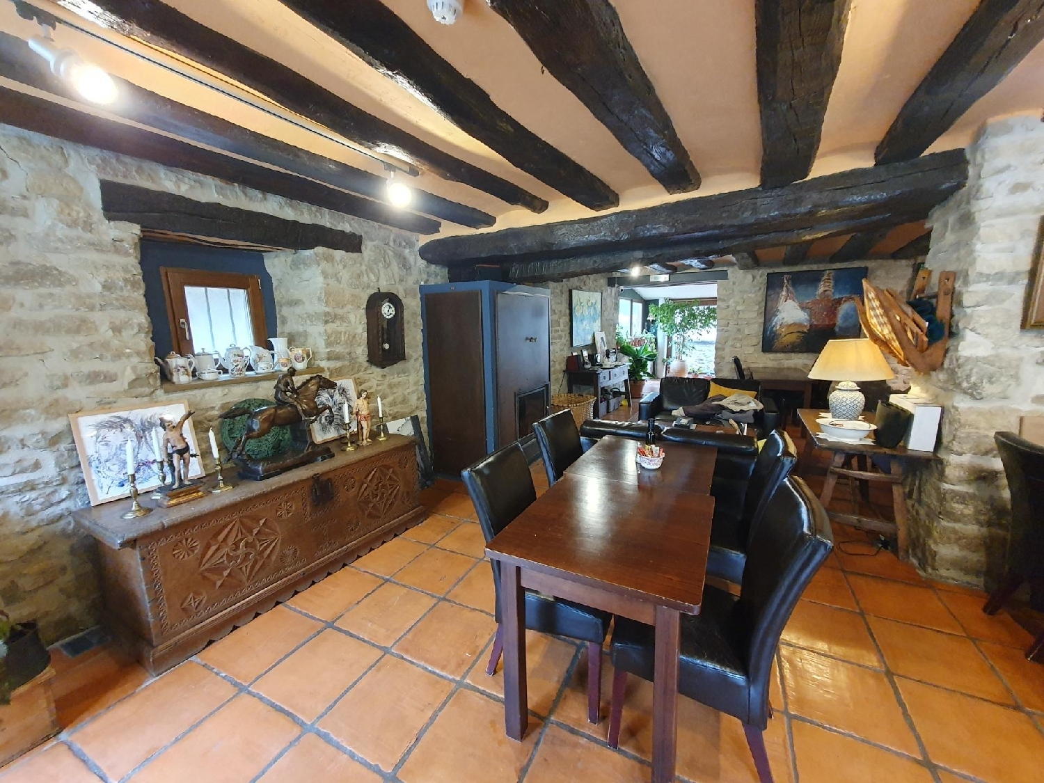 te koop hotel Aibar Media Oriental 3