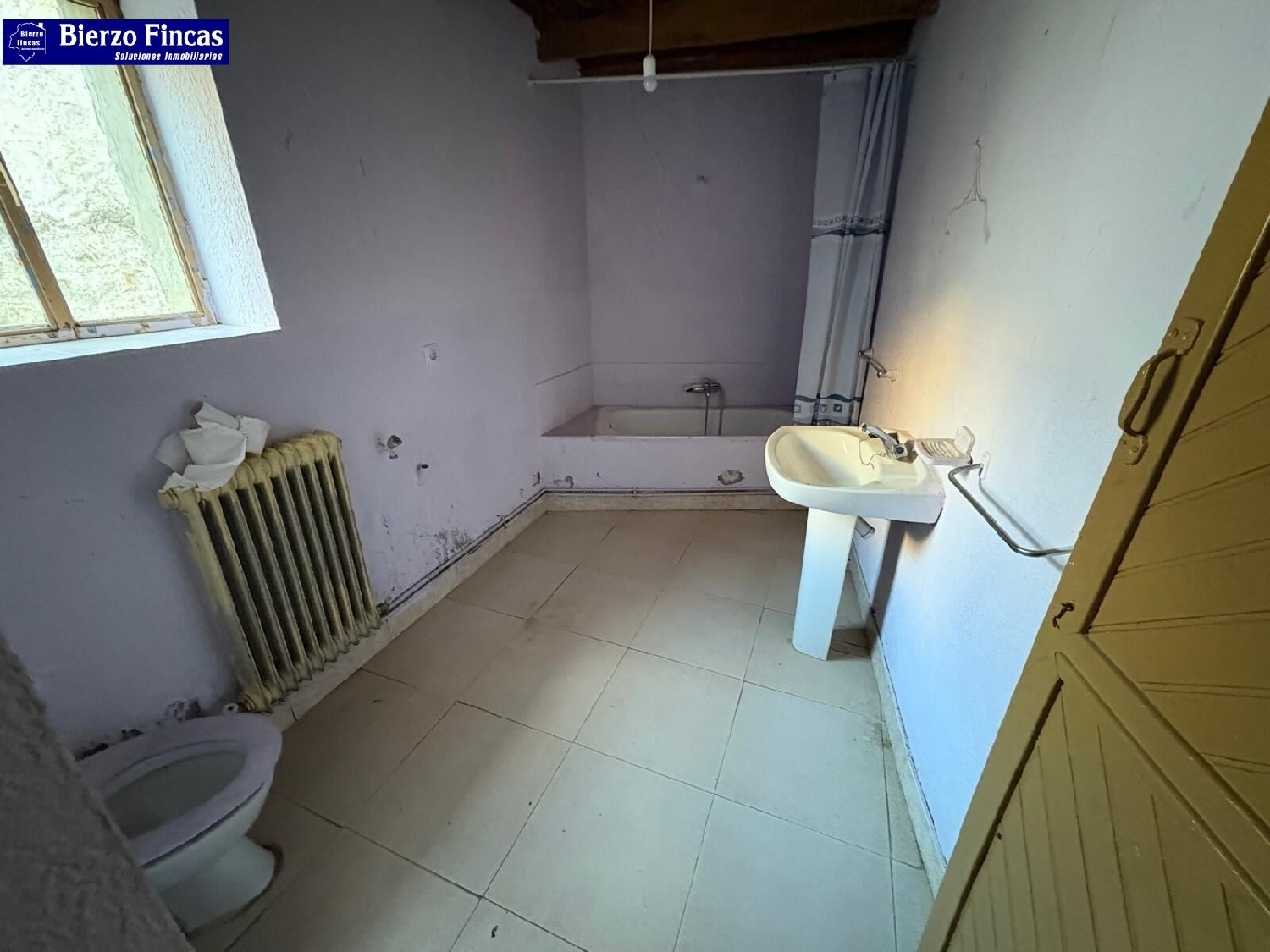  for sale house Santas Martas León 4