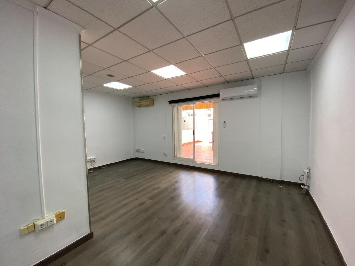  till salu kontor Valencia De Las Torres Campiña Sur 4