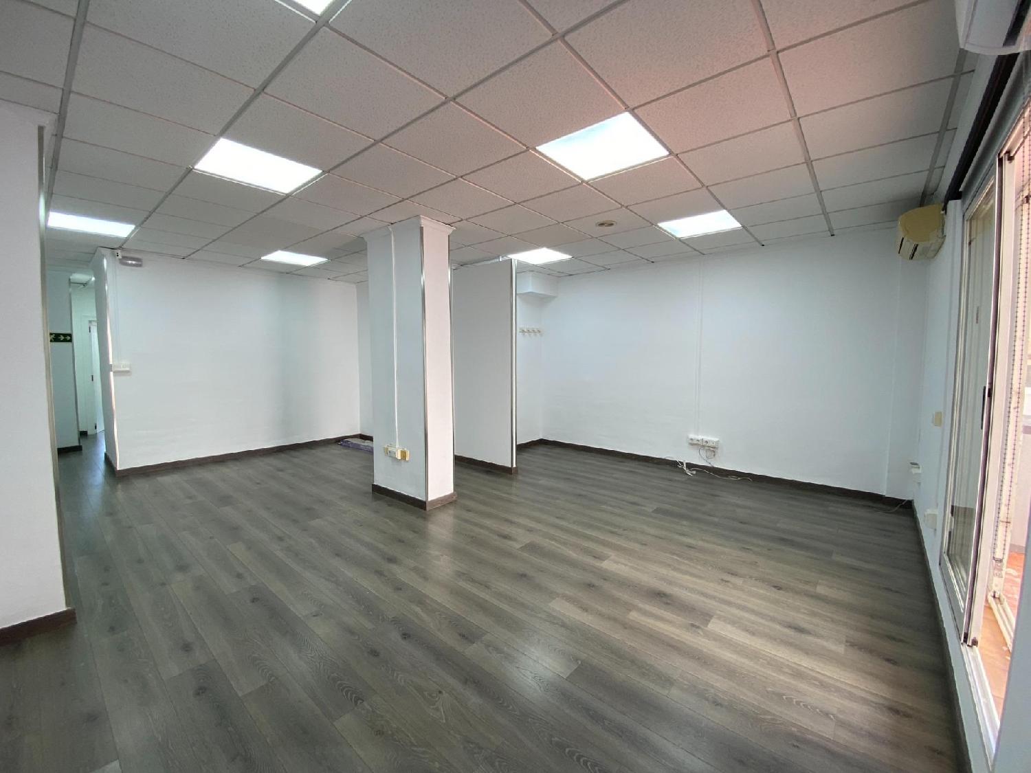  till salu kontor Valencia De Las Torres Campiña Sur 8