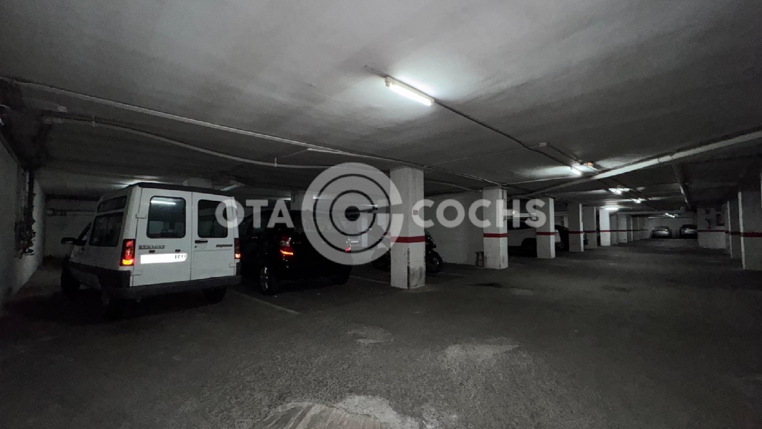  te koop parkeerplaats Barriada Les Tres Creus Bages 8