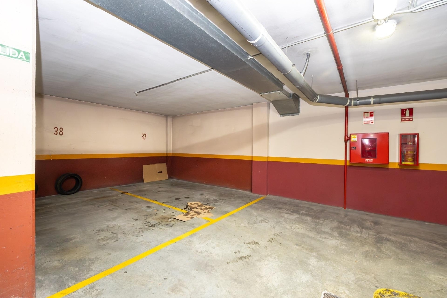  till salu parkering Barrio De Granada Alacantí 7