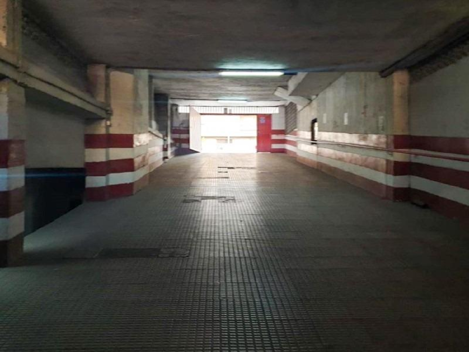 for sale parking space Barrio De Granada Alacantí 4