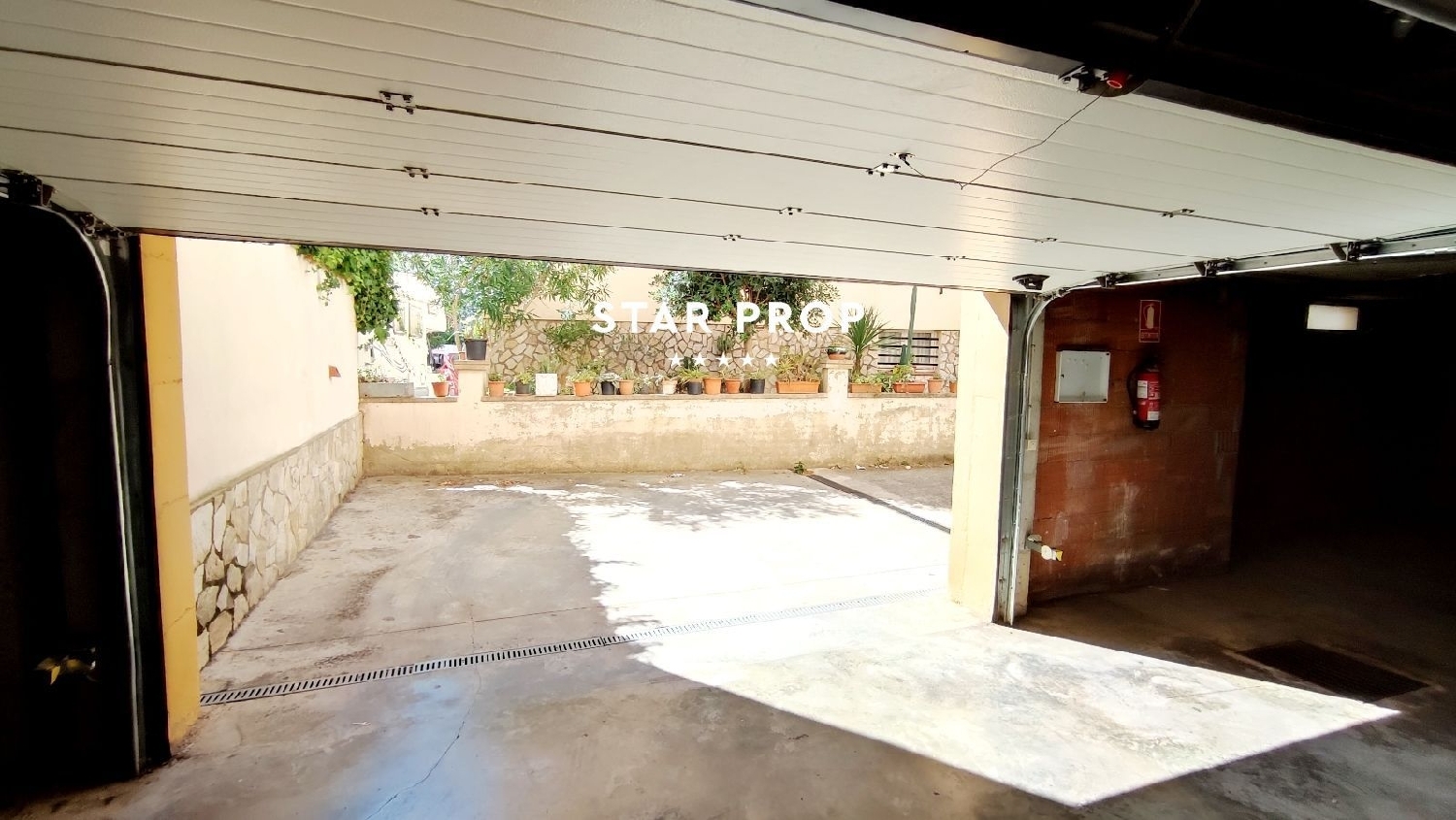 till salu parkering Llançà Alt Empordà 14