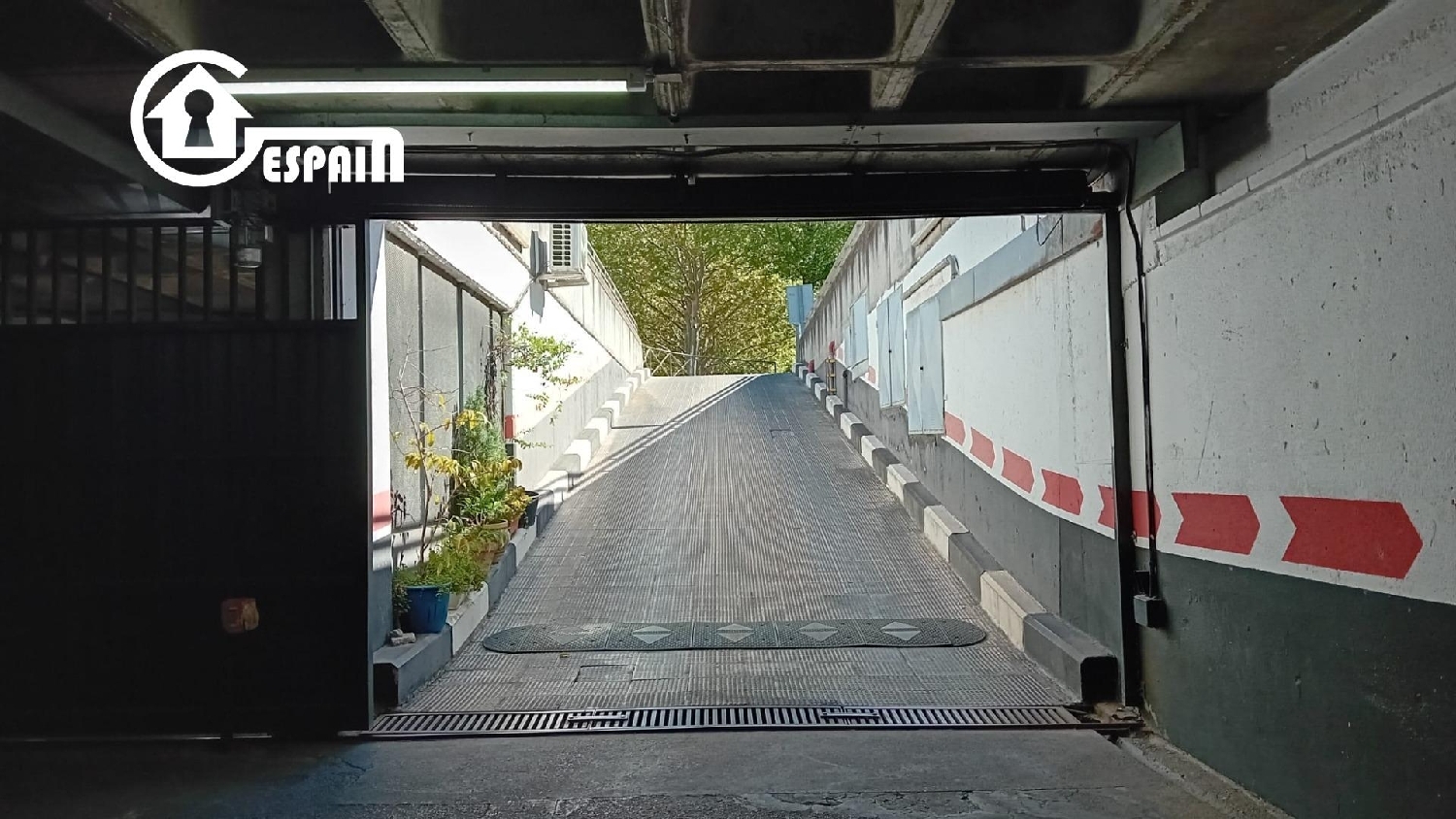 till salu parkering Madrid Valle Del Almanzora 2