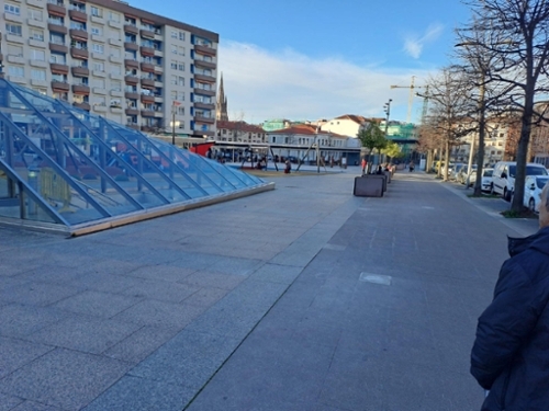Torrelavega Besaya parking space foto 6350599