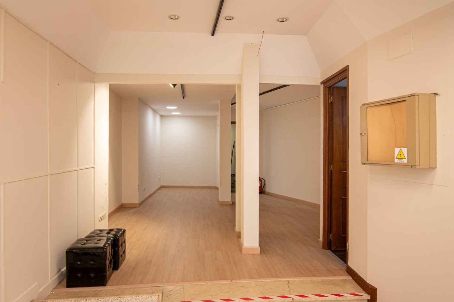  for sale commercial premise Agra De Ozán Coruña 6