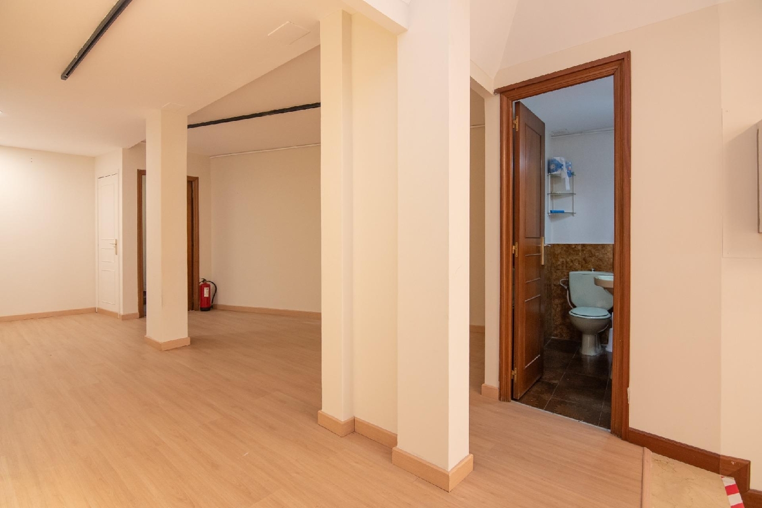  for sale commercial premise Agra De Ozán Coruña 7