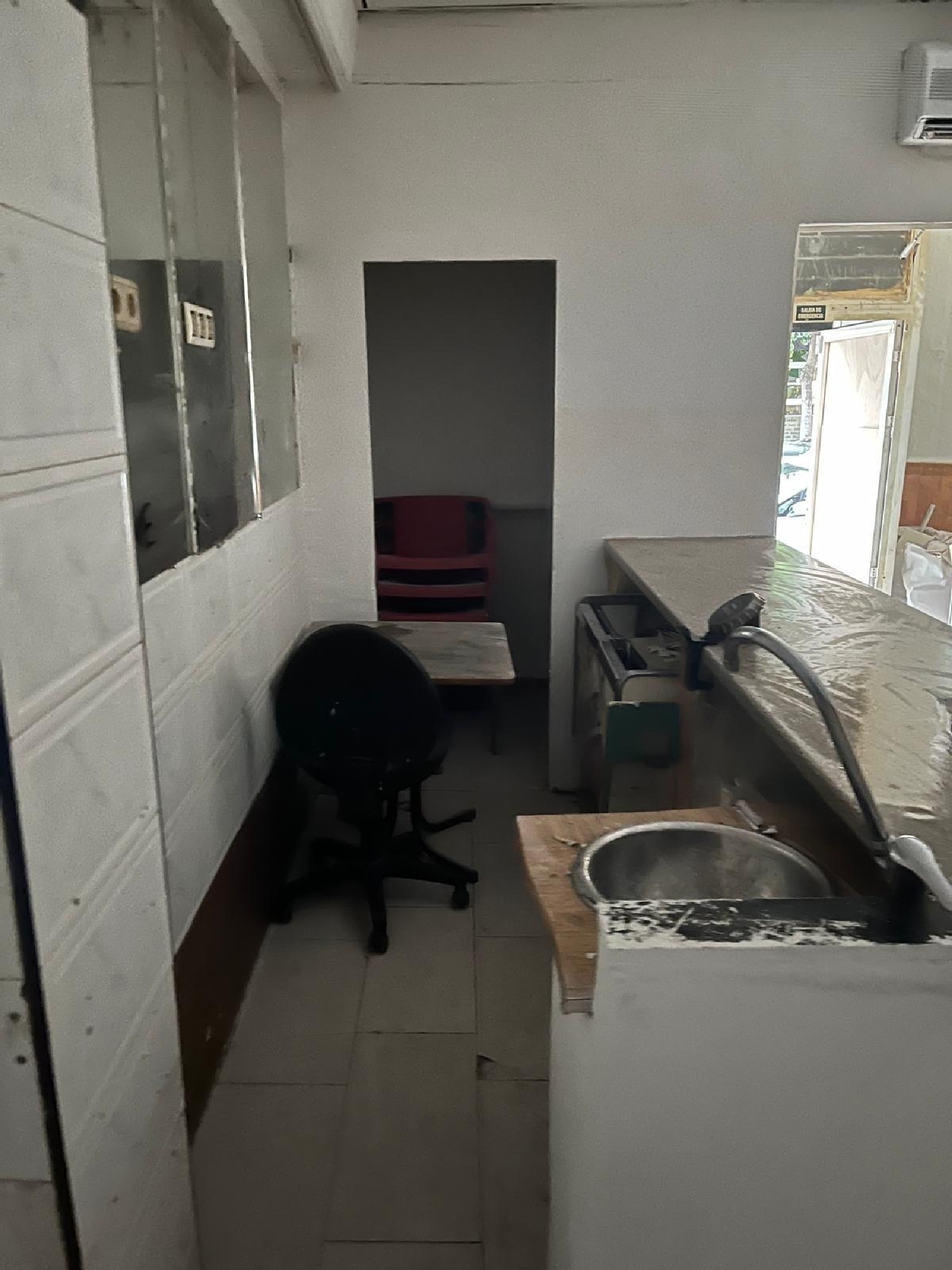  te koop bedrijfsruimte Alicante Centro 03001 Alacantí 3