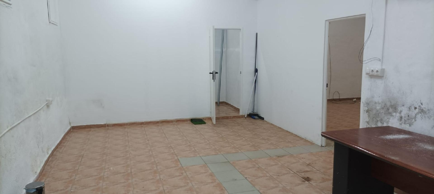  te koop bedrijfsruimte Alicante Centro 03001 Alacantí 1