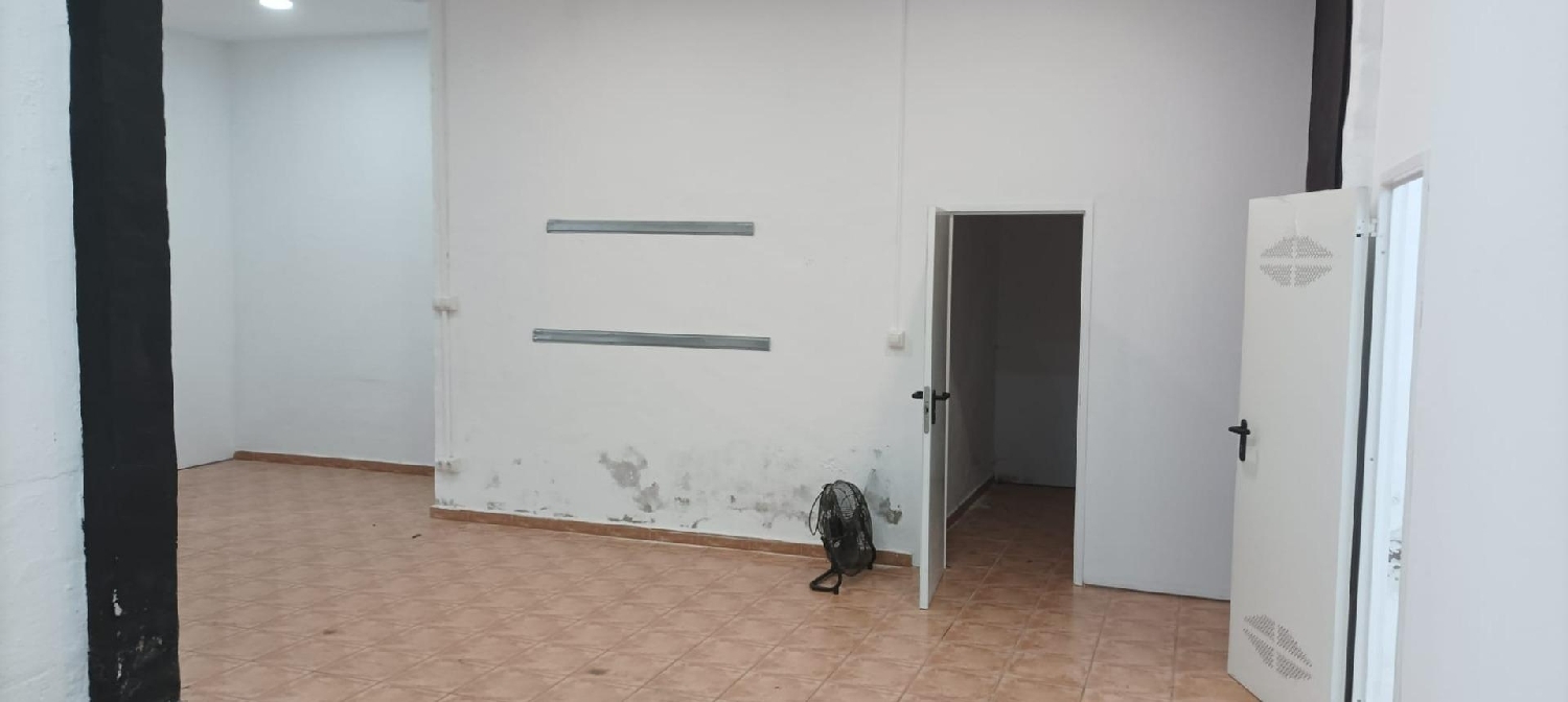  te koop bedrijfsruimte Alicante Centro 03001 Alacantí 4