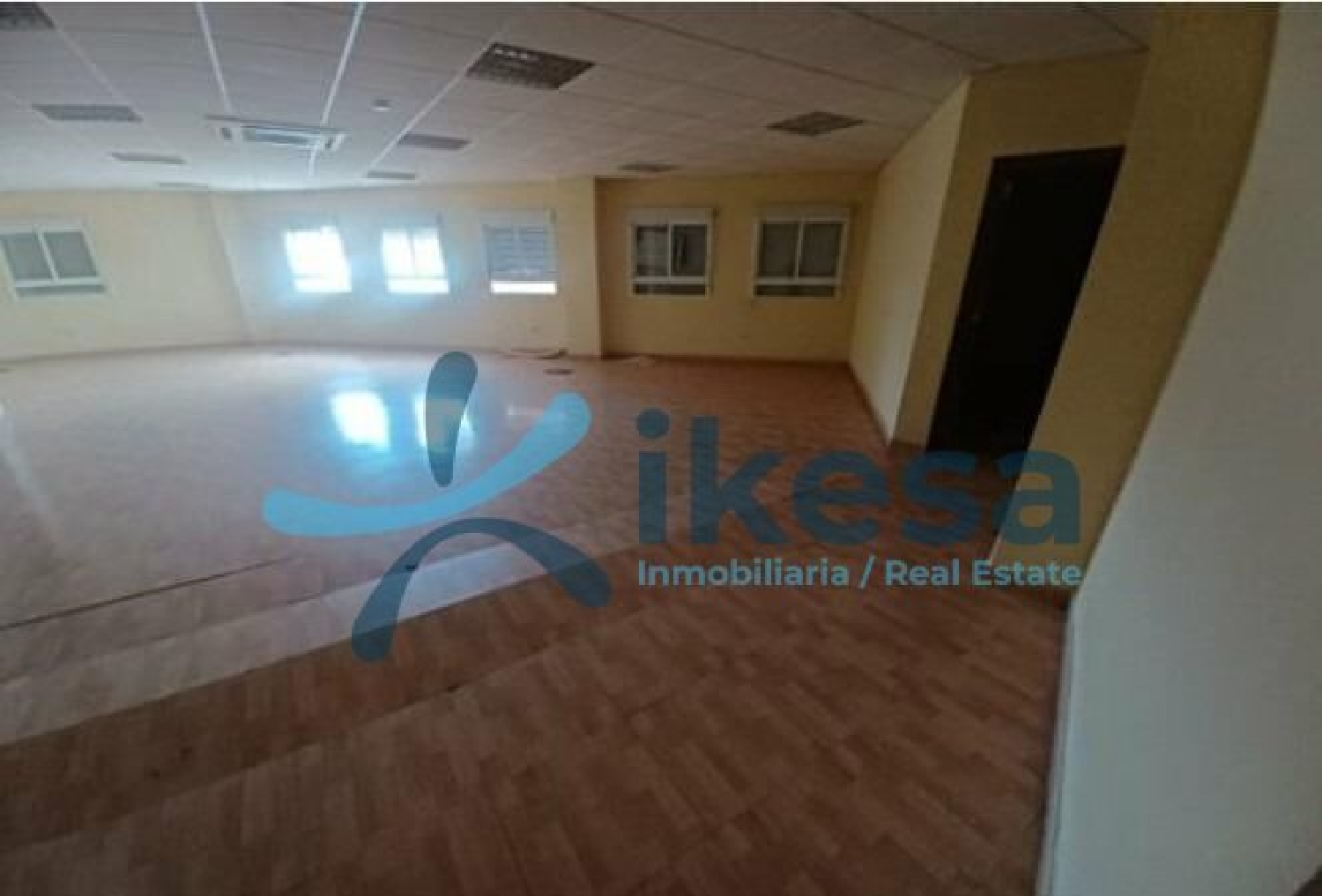  à vendre local commercial Aljaraque Metropolitana De Huelva 2