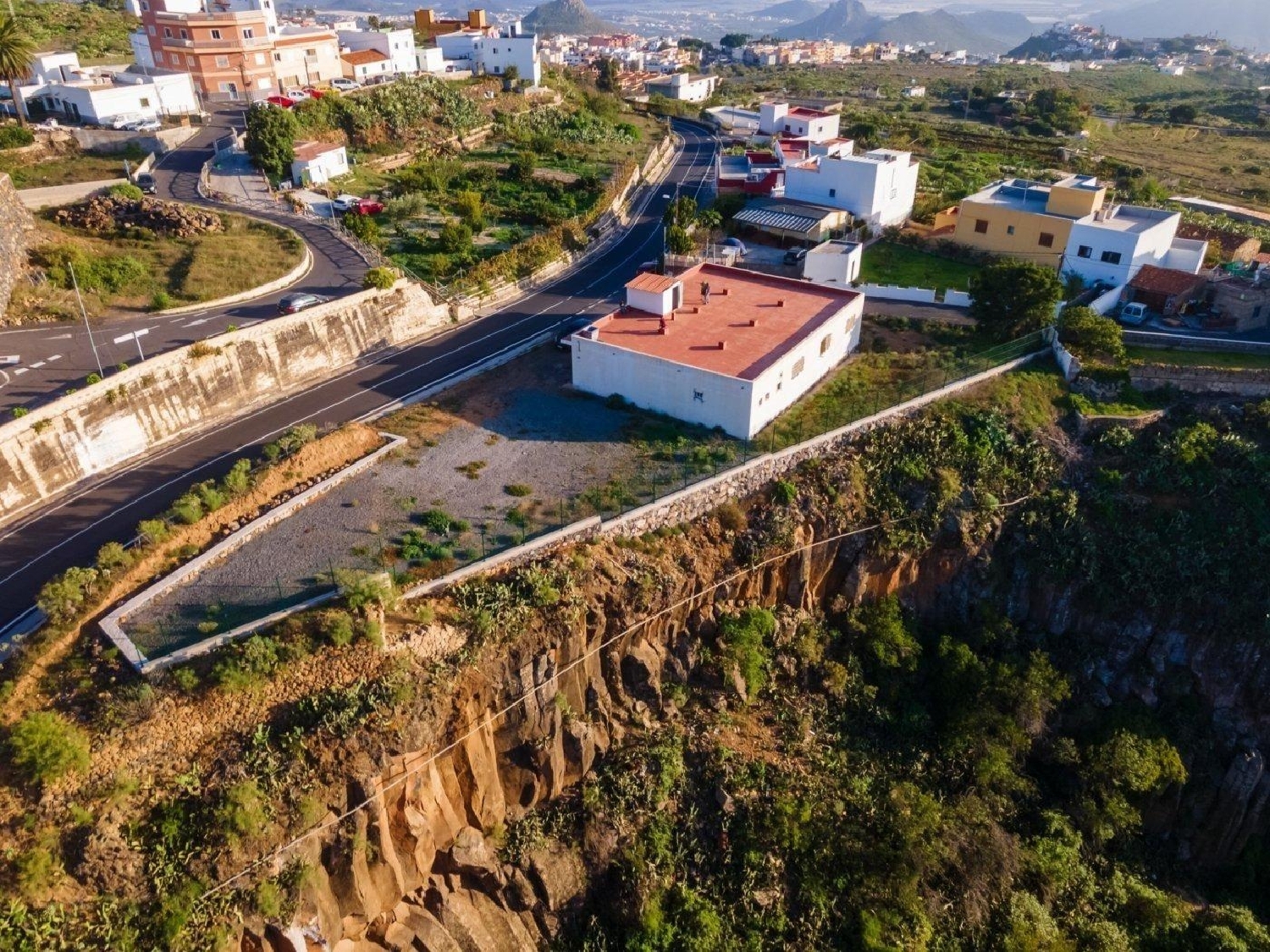  till salu lokal Arona Zona Sur 2