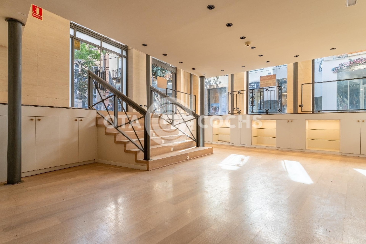  te koop bedrijfsruimte Barriada Les Tres Creus Bages 7