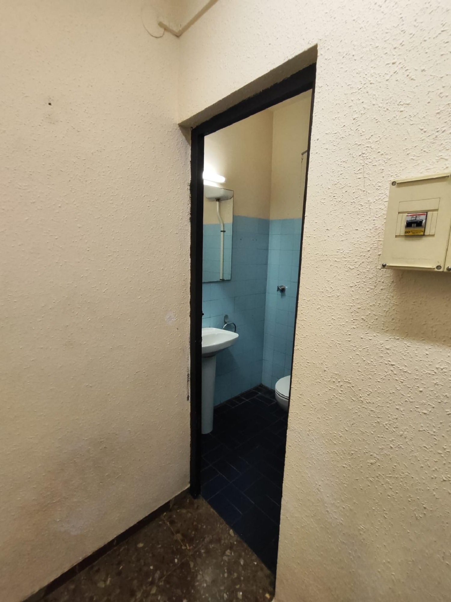 till salu lokal Barriada Les Tres Creus Bages 8