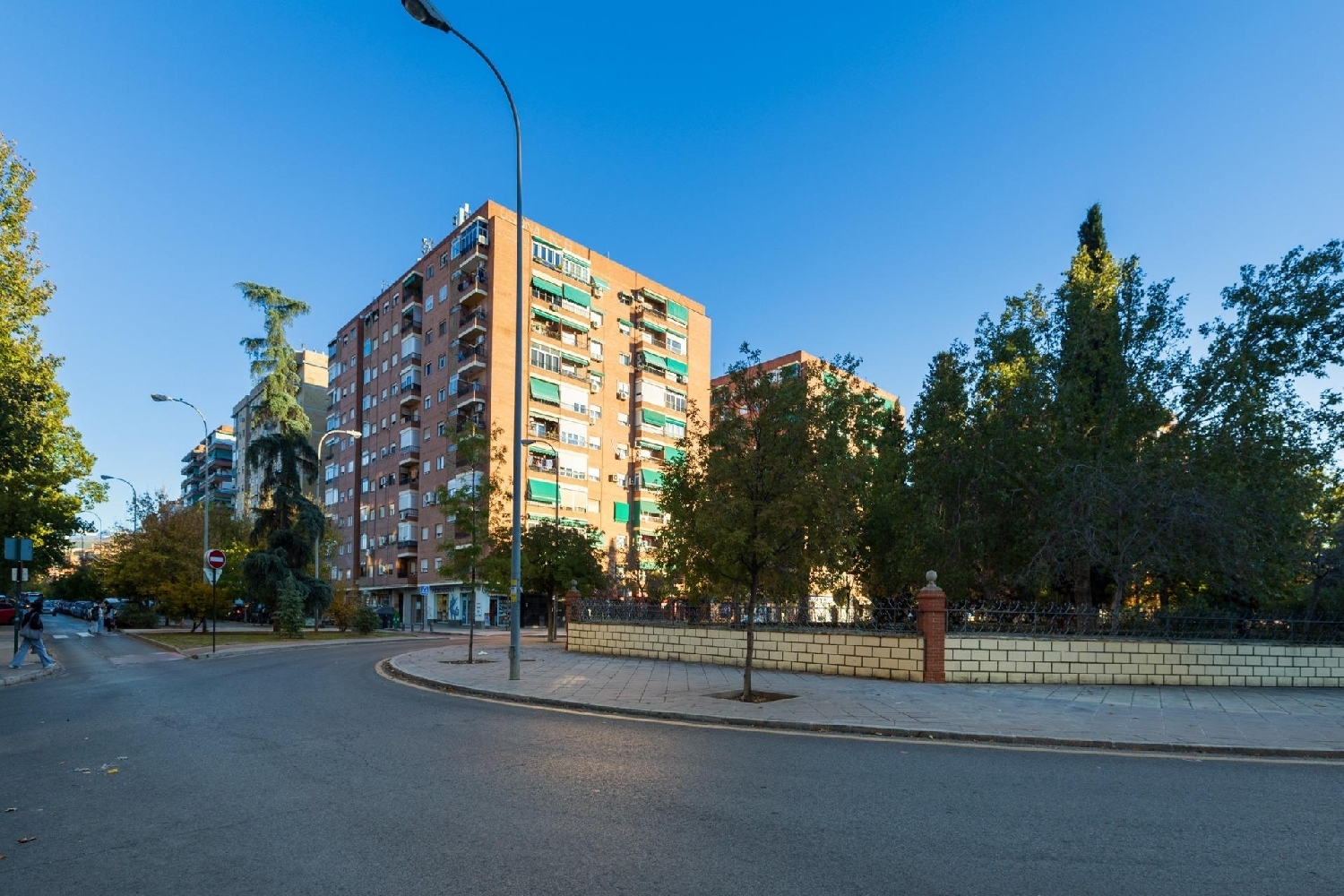  for sale commercial premise Barrio De Granada Alacantí 5