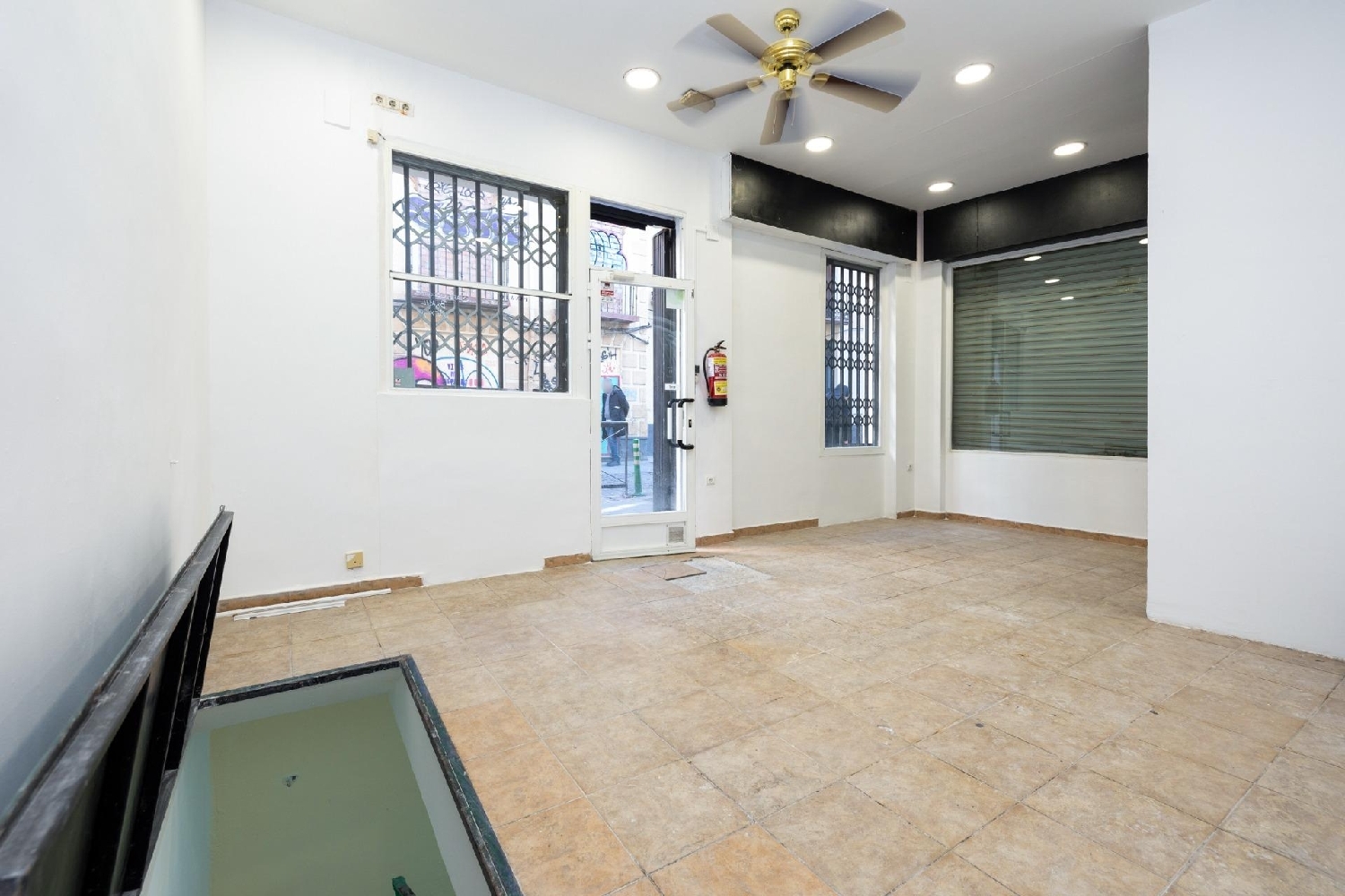  for sale commercial premise Barrio De Granada Alacantí 7