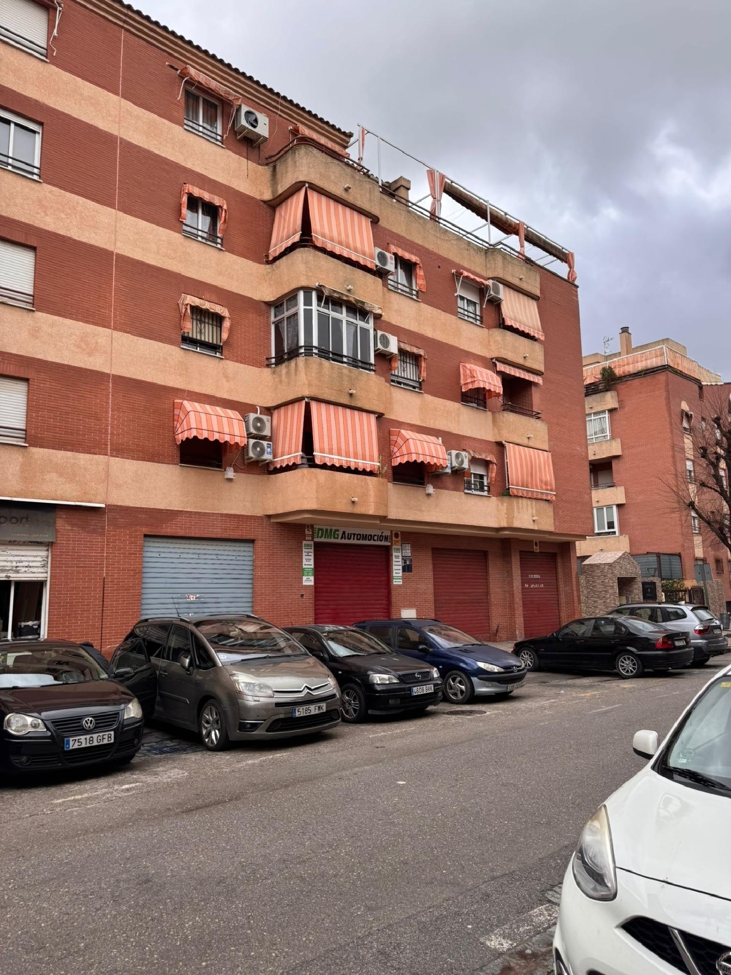 te koop bedrijfsruimte Barrio De Granada Alacantí 1