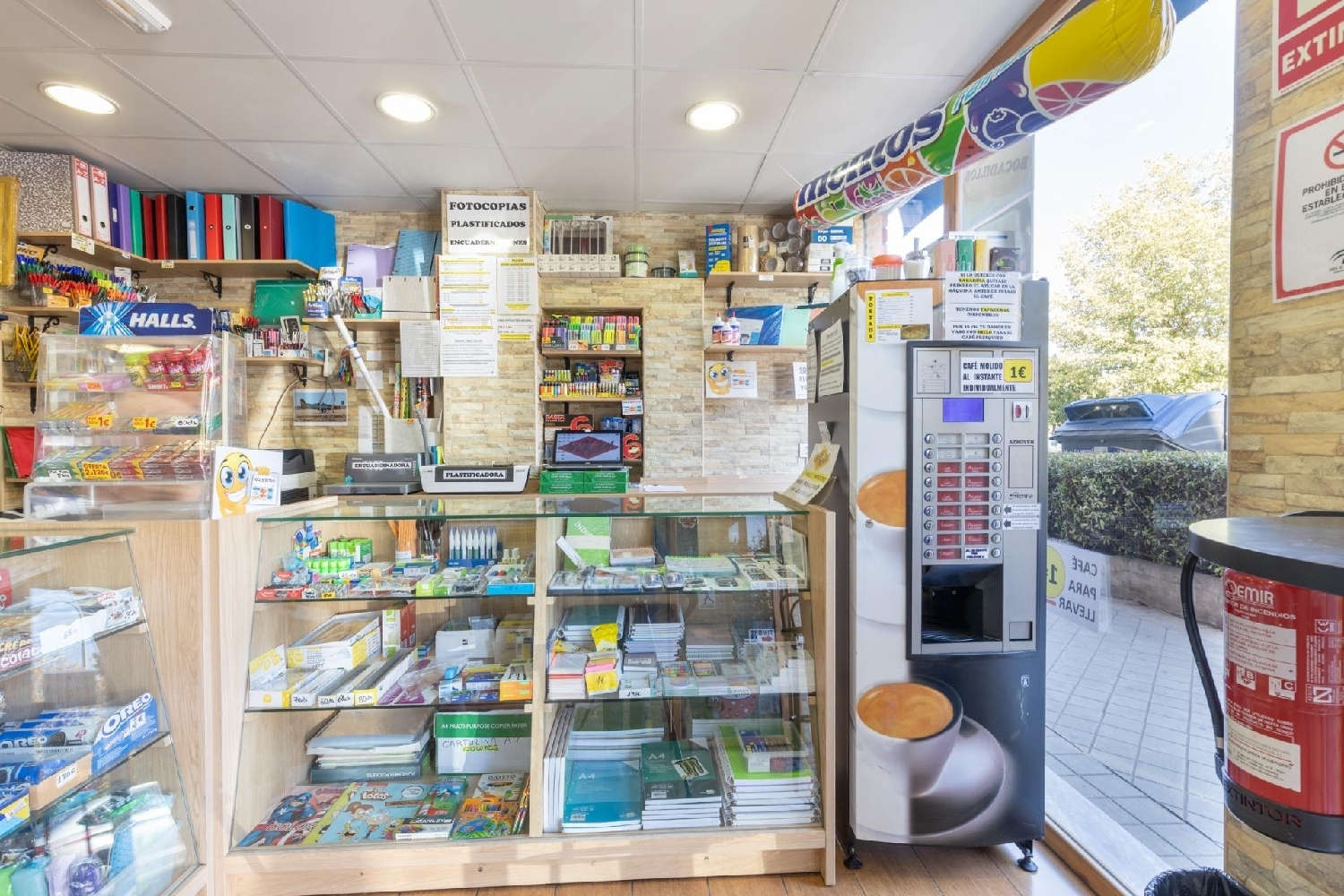  en venta local Barrio De Granada Alacantí 6