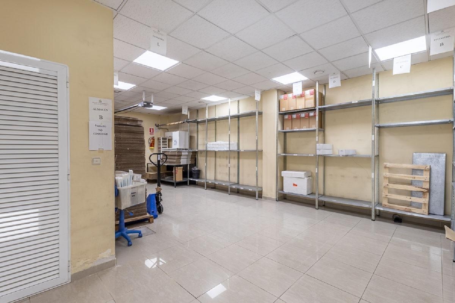 te koop bedrijfsruimte Barrio De Granada Alacantí 6