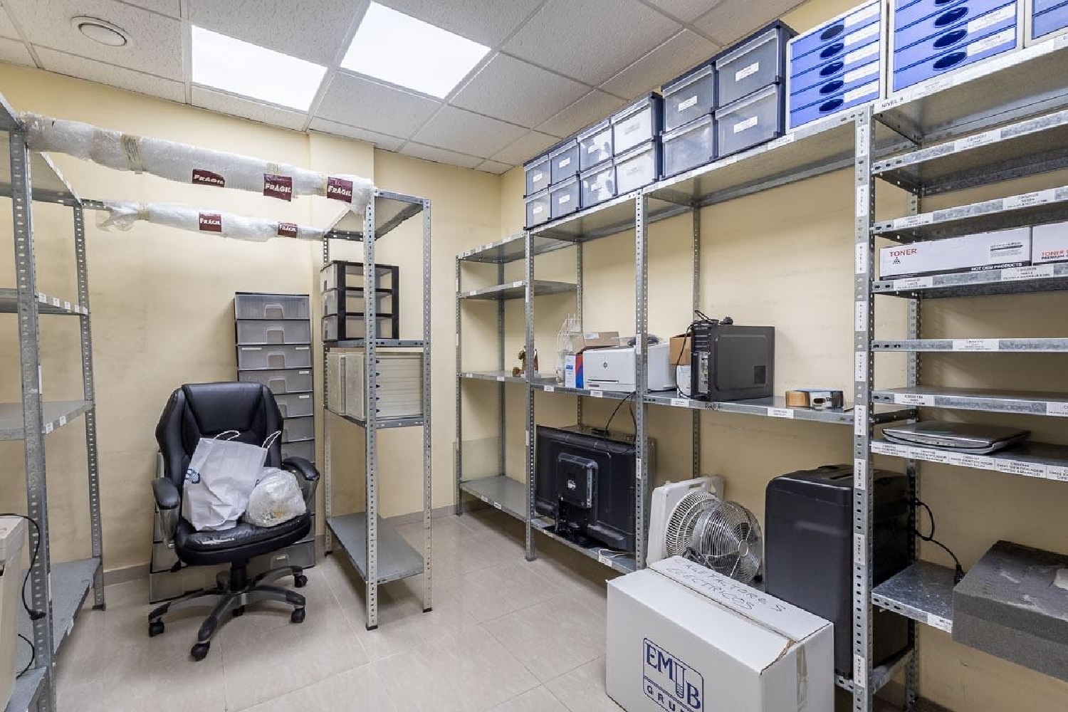 te koop bedrijfsruimte Barrio De Granada Alacantí 8