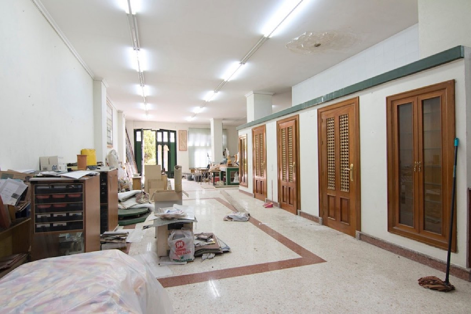 te koop bedrijfsruimte Barrio De Granada Alacantí 4