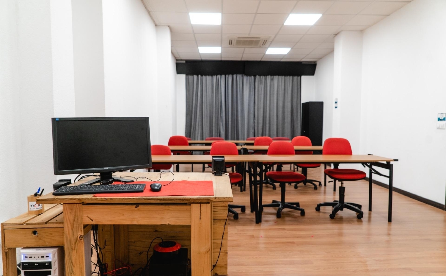 for sale commercial premise Barrio De Granada Alacantí 4