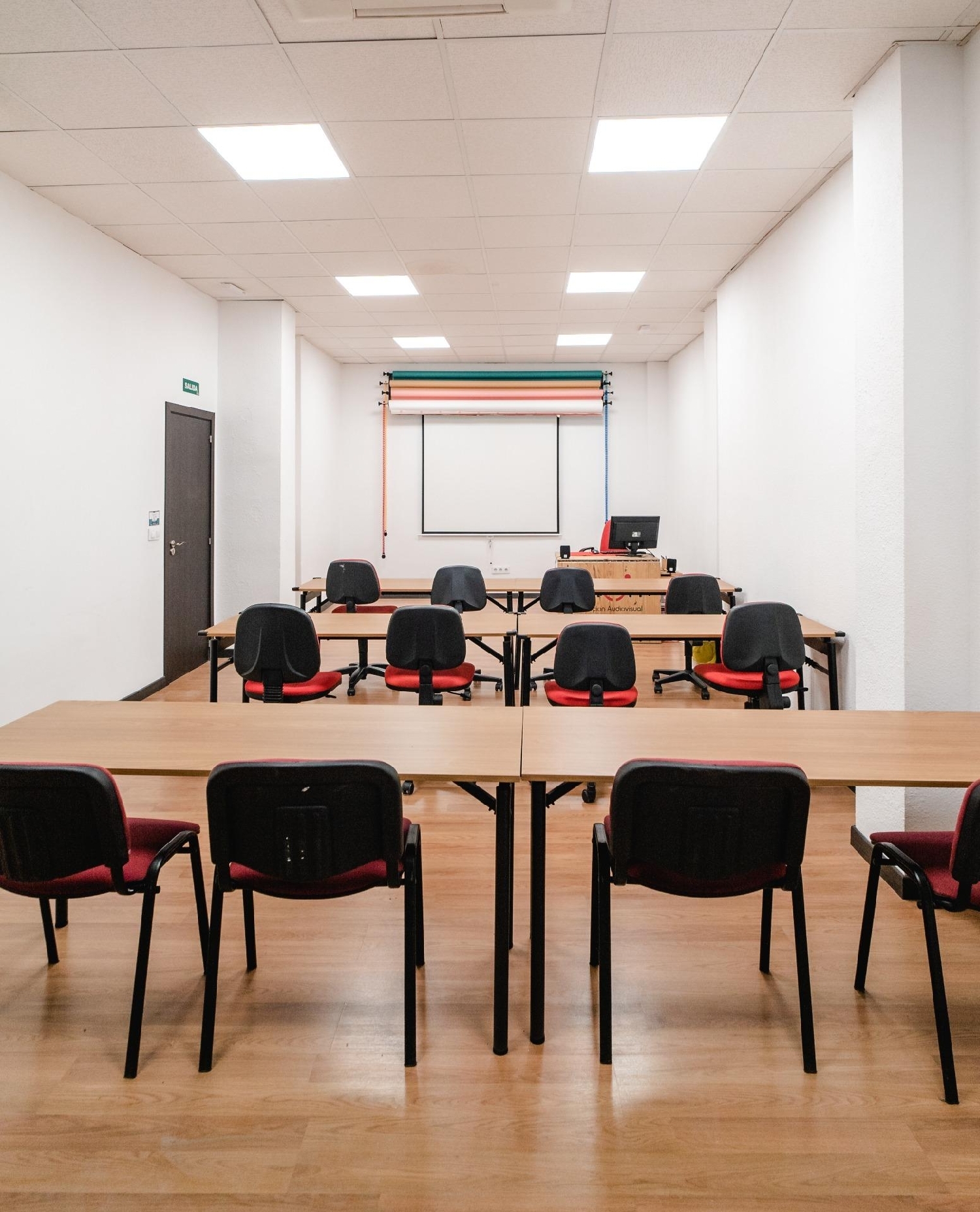 for sale commercial premise Barrio De Granada Alacantí 8