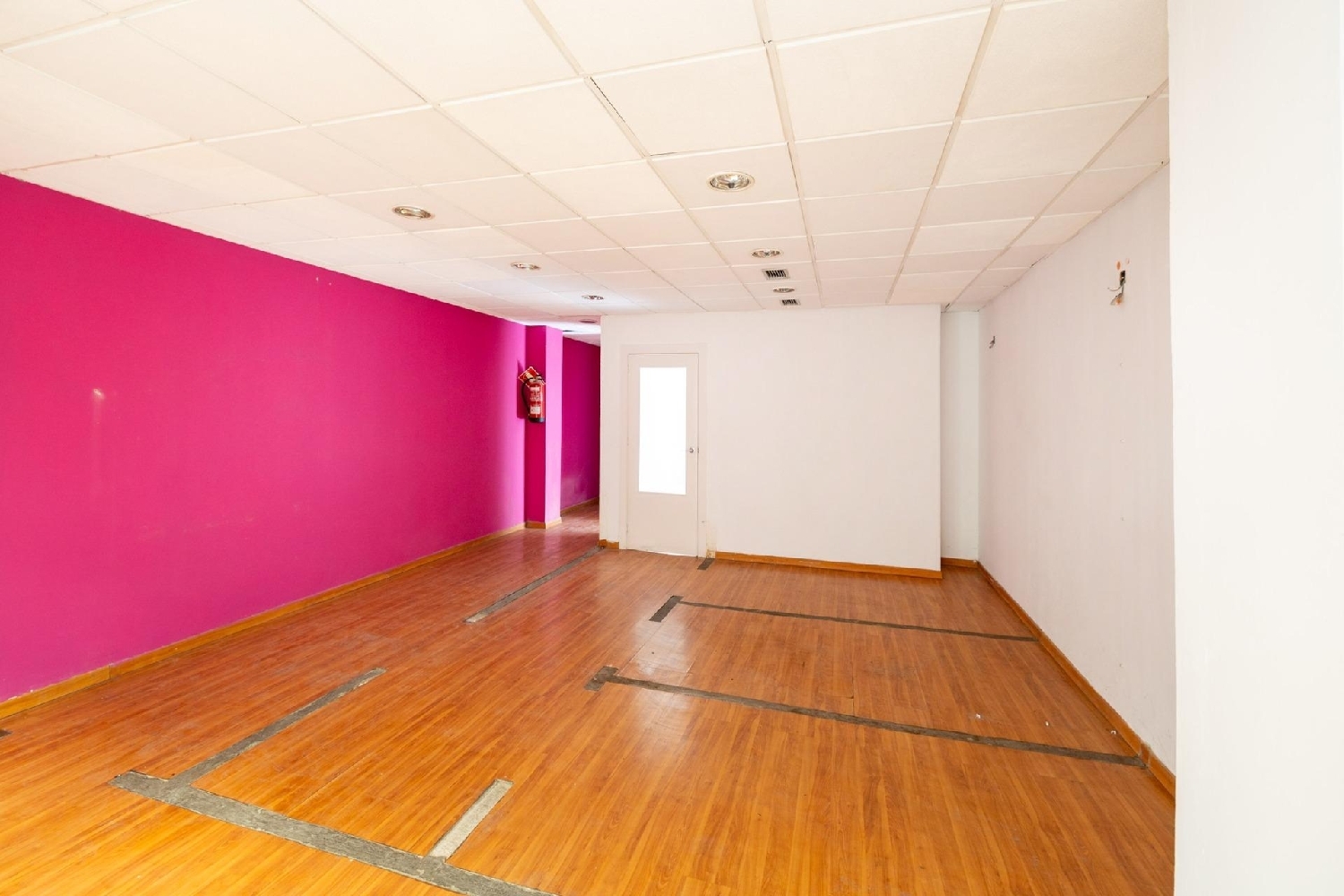  en venta local Barrio De Granada Alacantí 7