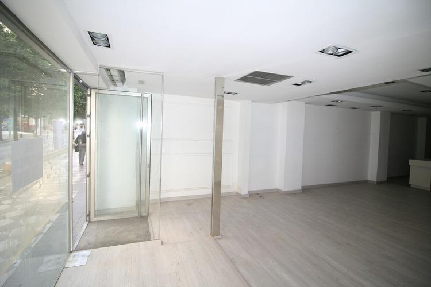  for sale commercial premise Barrio De Granada Alacantí 7