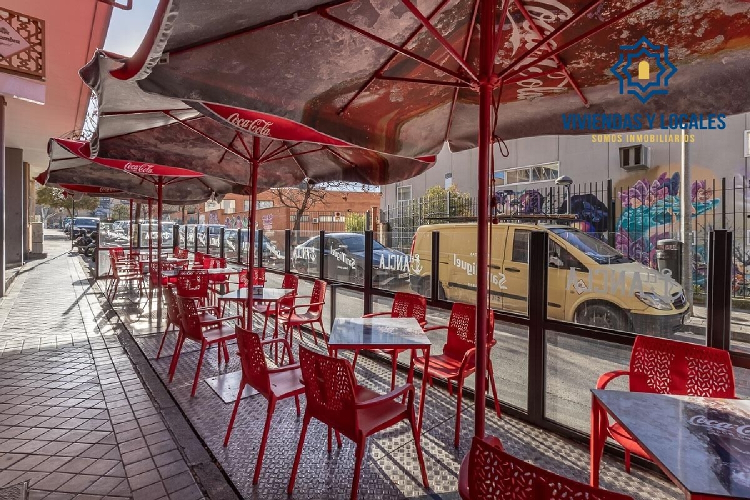  till salu lokal Barrio De Granada Alacantí 4