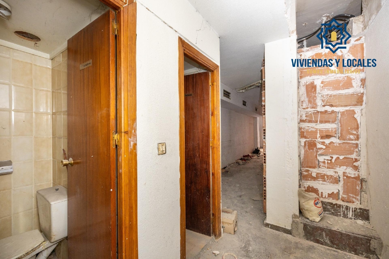  for sale commercial premise Barrio De Granada Alacantí 8