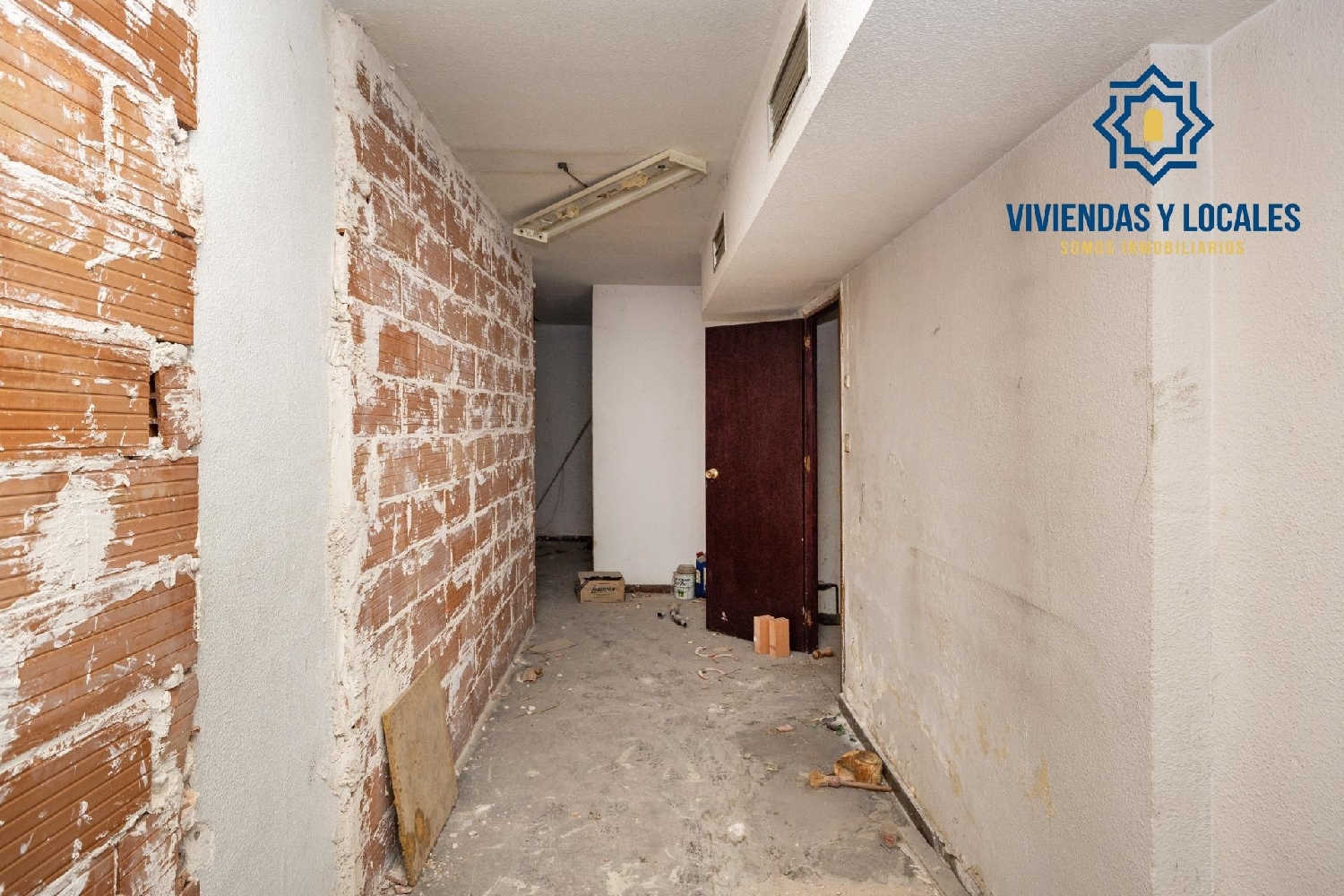  for sale commercial premise Barrio De Granada Alacantí 2