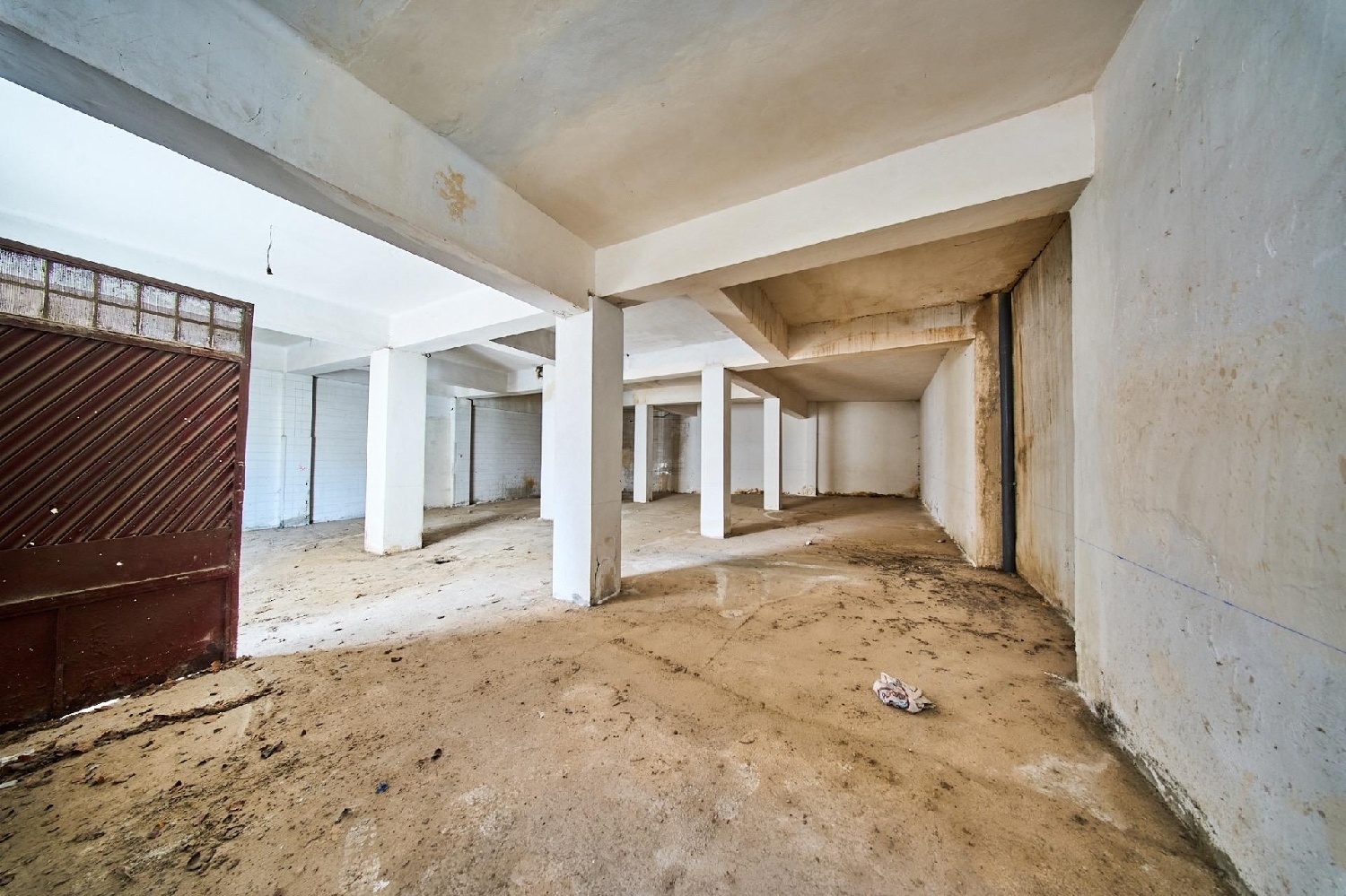  till salu lokal Baza Baza 2