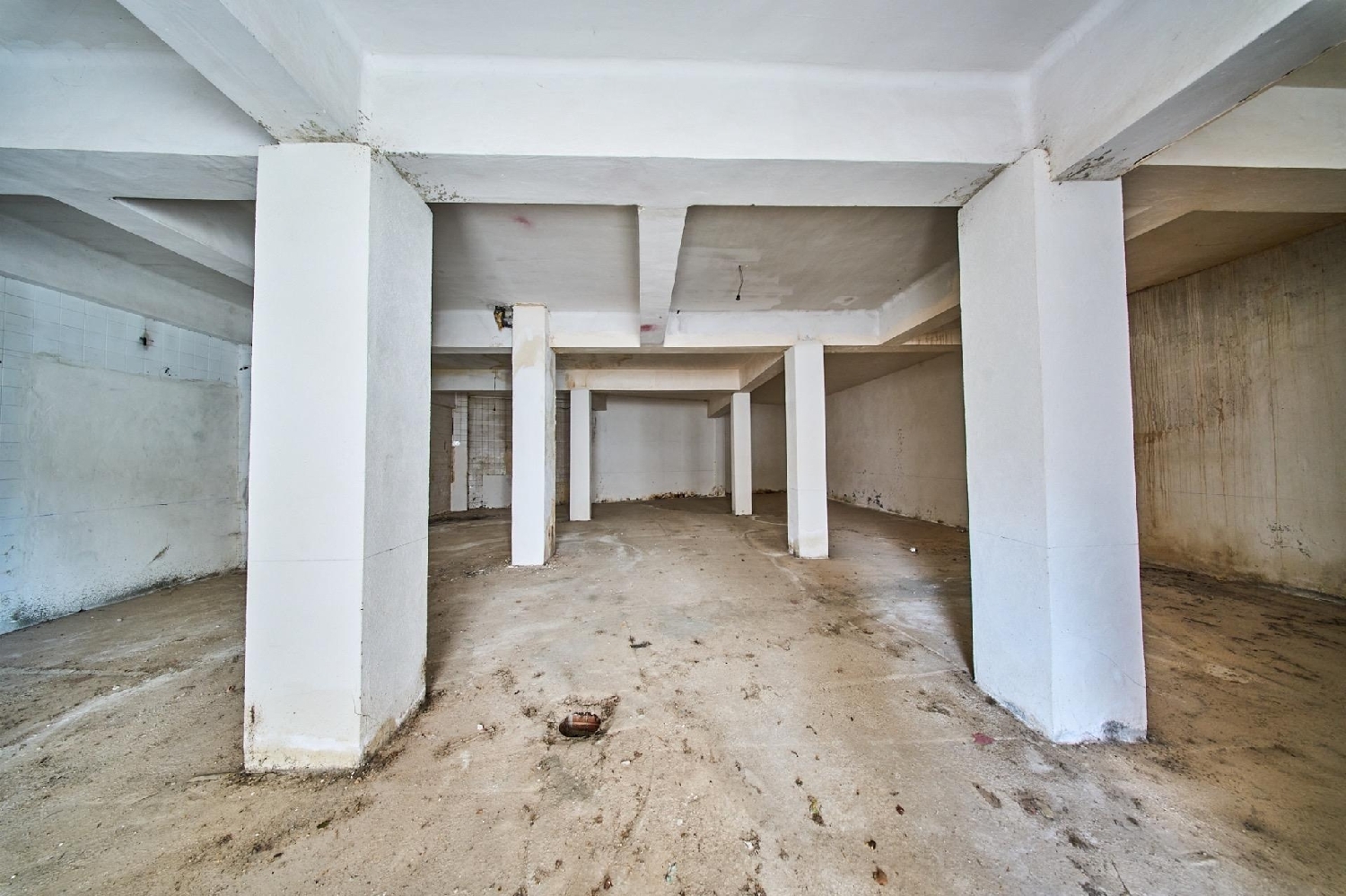  till salu lokal Baza Baza 3