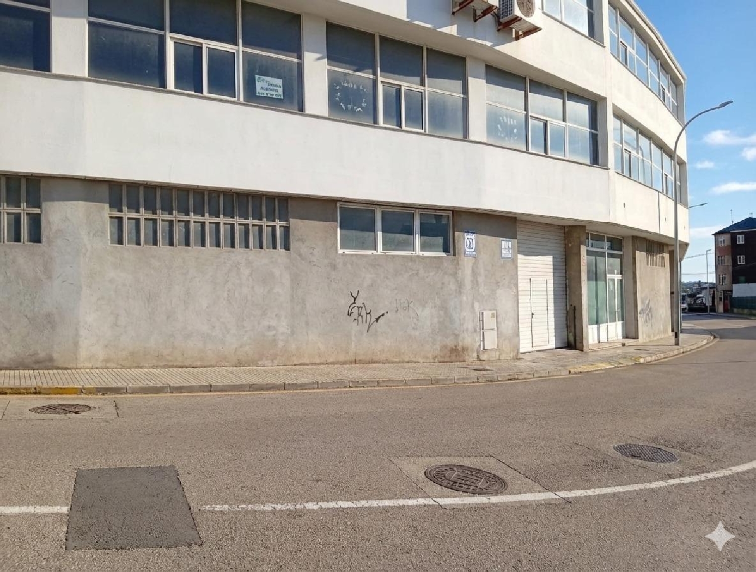  en venta local Burela Mariña Central 1