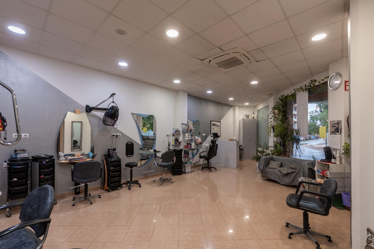  à vendre local commercial Can Figueres Vallès Oriental 2