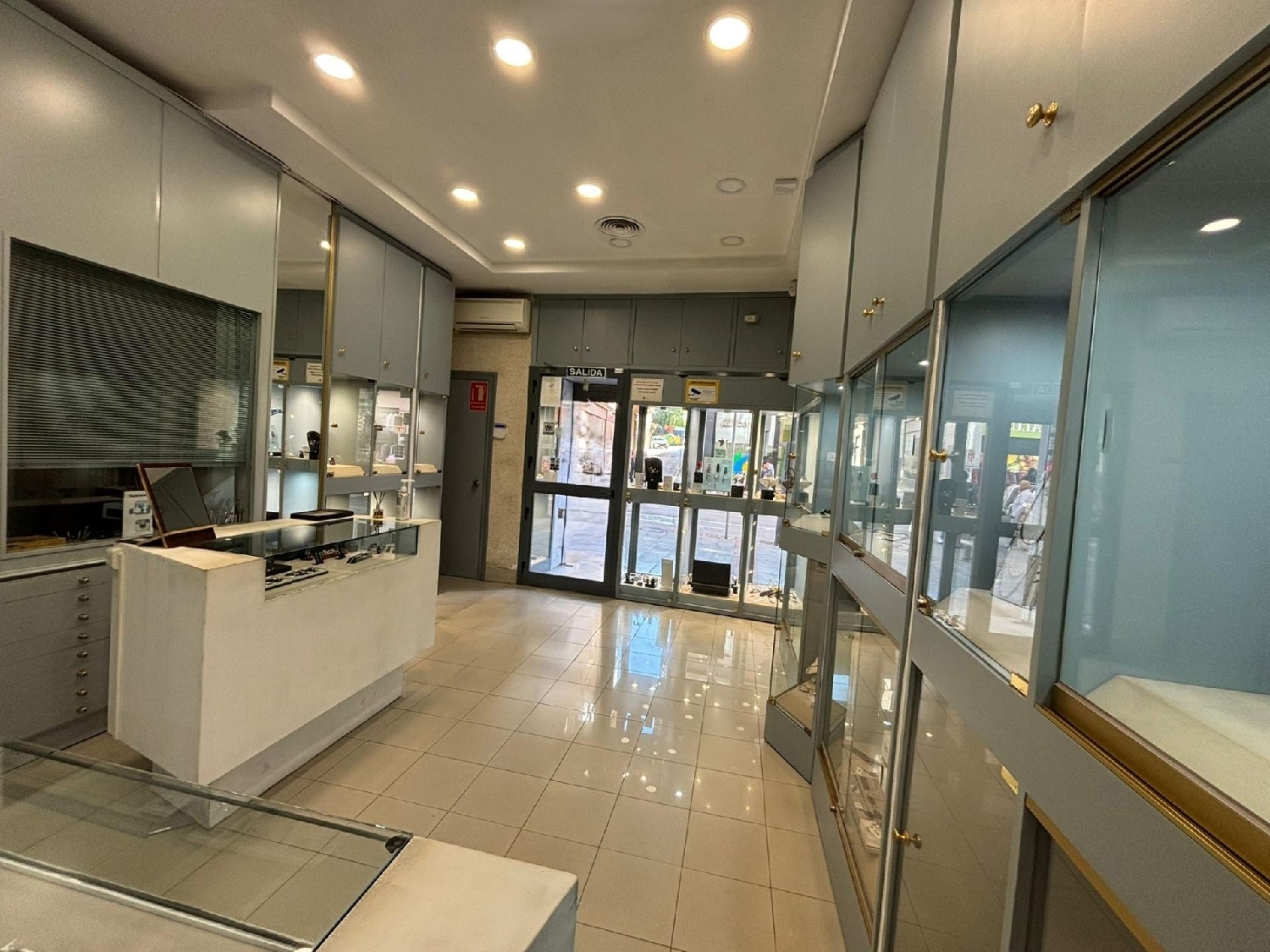  à vendre local commercial Comunión Añana 2