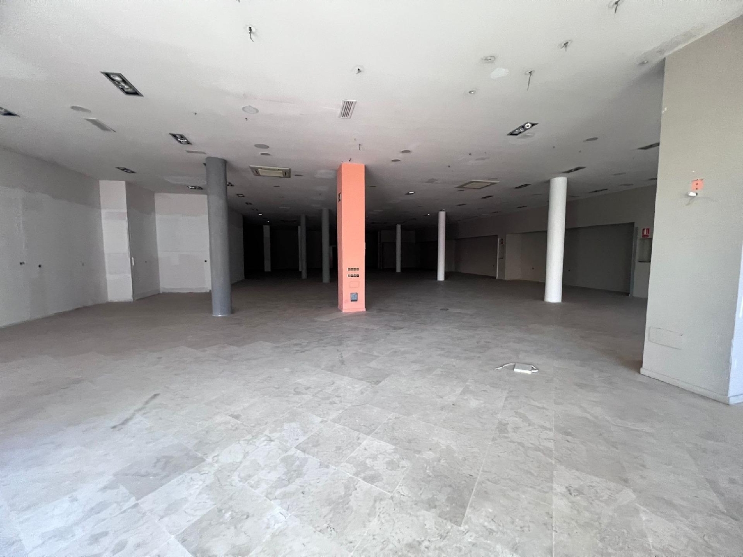for sale commercial premise Dos Hermanas Málaga-Costa Del Sol 5